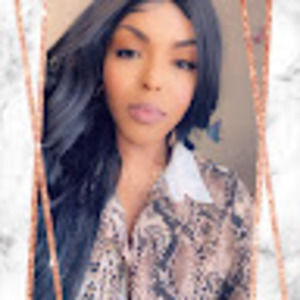 Meet your Posher, Dominique